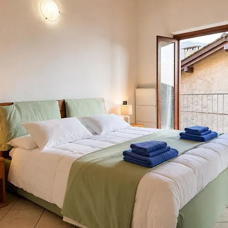Daire Casa Vista Alpi In Pet-friendly *
